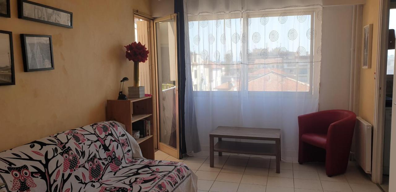 Studios A Golfe Juan Exterior photo